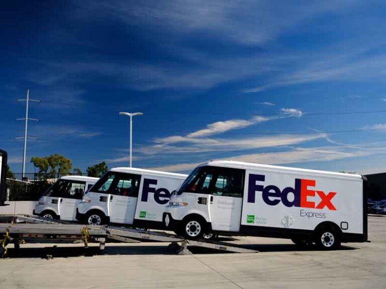 FedEx Terima Kendaraan Listrik BrightDrop EV600 Pertama dari General Motors