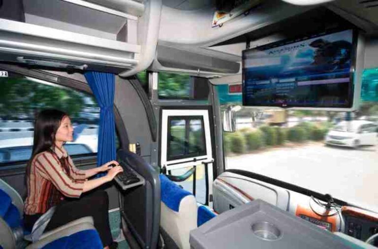 Dangdut, Tontonan Favorit dalam Perjalanan Bus Antar Kota