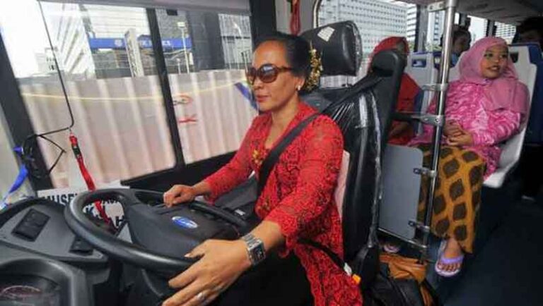 TransJakarta Bus Academy, Sekolah  Pengemudi Bus untuk Tingkatkan Kompetensi