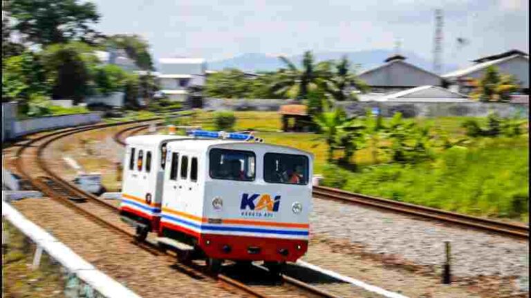 Vintage Livery, Lori Dresin pun Tak Mau Kalah