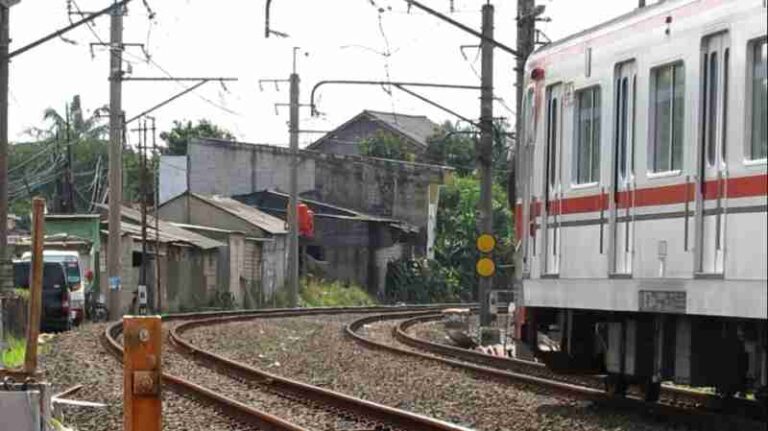 Banyak Masukan, Tarif KRL Jabodetabek Ada Kemungkinan Tak Naik untuk di Bawah 25 Km