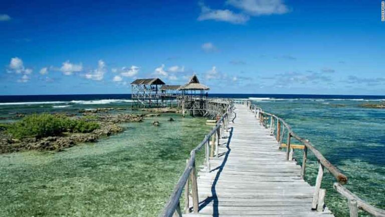 Liburan di Beberapa Pulau? Cek Tipsnya Yuk!
