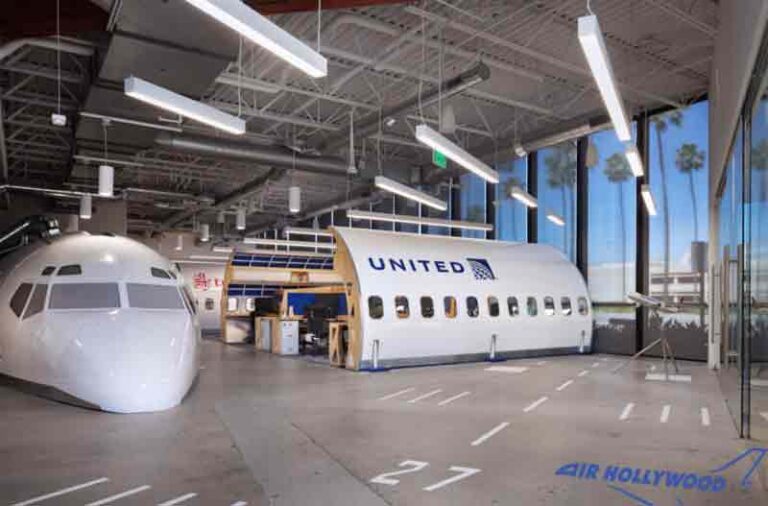 Inilah Air Hollywood, Studio Bertema Penerbangan Terbesar di Dunia