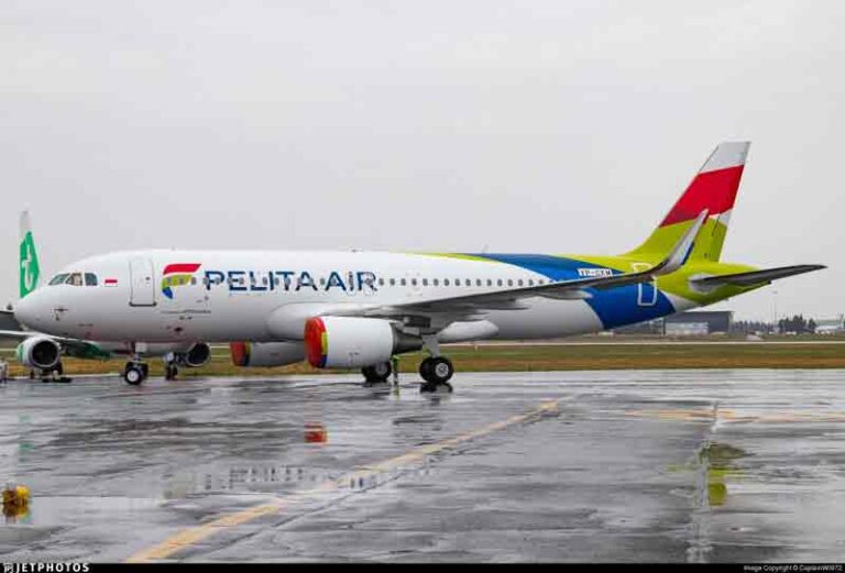 Bagaimana Penumpang Tahu Pesawat yang Dinaiki adalah Airbus atau Boeing?