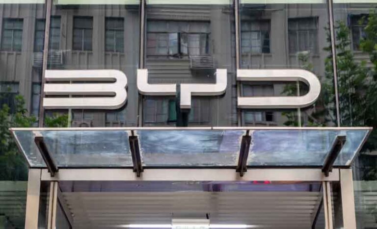 BYD Bermitra dengan Shell untuk Perluas Jaringan Pengisian Kendaraan Listrik