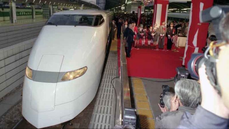 30 Tahun Beroperasi, Kereta Shinkansen “Nozomi” Layani 1,3 Miliar Penumpang