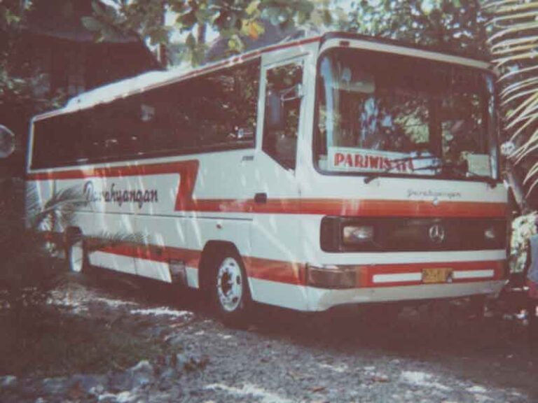 Kenalan dengan Parex, Legenda Bus Jakarta-Bandung Via Puncak