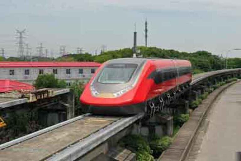 Kereta Maglev 3.0 Komersial Mulai Beroperasi Tanpa Awak