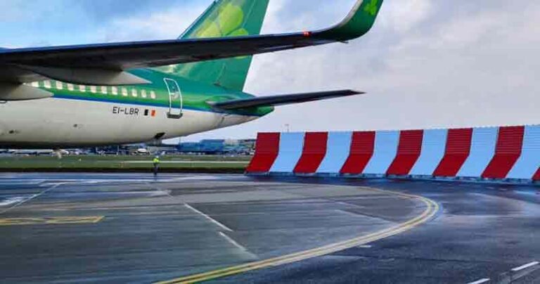 Jet Blast Deflector, Juru Selamat di Bandara dari Ancaman ‘Knalpot’ Pesawat