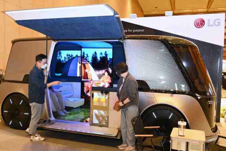 LG Omnipod, Desain Kendaraan Listrik Otonom dengan Cita Rasa Mobile Home Office