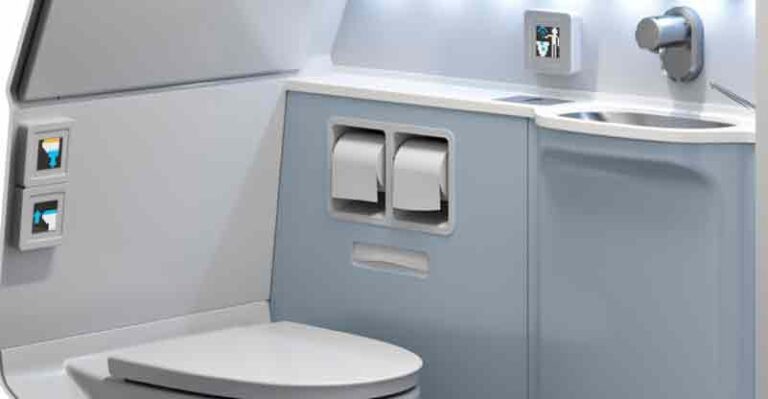 Airbus Gandeng Diehl Aviation Hadirkan Toilet Tanpa Sentuh di Pesawat