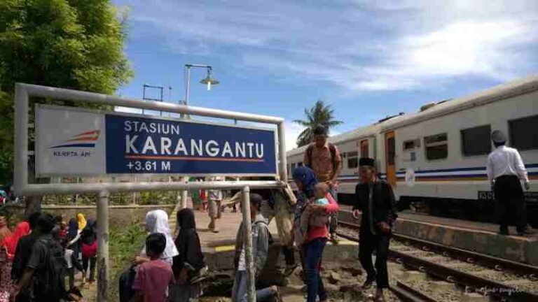 Benarkah Stasiun Karangantu Ada Kaitannya dengan Lokasinya yang Berhantu? Ini Penjelasannya