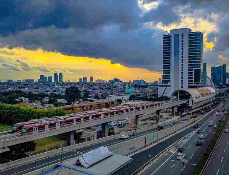 LRT Jabodebek, dari Kesiapan Prasarana Hingga Sayembara Lomba Logo