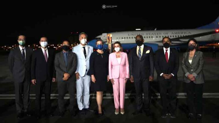Kedatangan Boeing C-40C “SPAR 19” Nancy Pelosi di Taiwan Bikin Penerbangan Sipil Kacau?