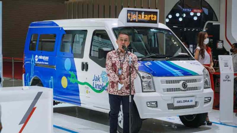 Transjakarta Operasikan Dua Rute Pengumpan Mikrotrans Terintegrasi LRT Jabodebek, Lengkapi 11 Halte Terintegrasi LRT Jabodebek