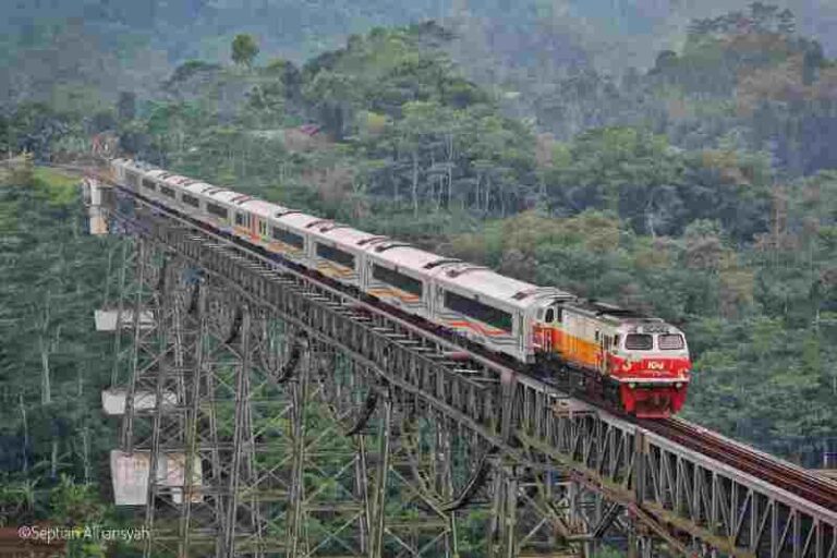 KAI Hadirkan Tiket Promo Diskon 79 Persen Peringati HUT Kemerdekaan RI ke-79, Berikut Daftar KA dan Rutenya