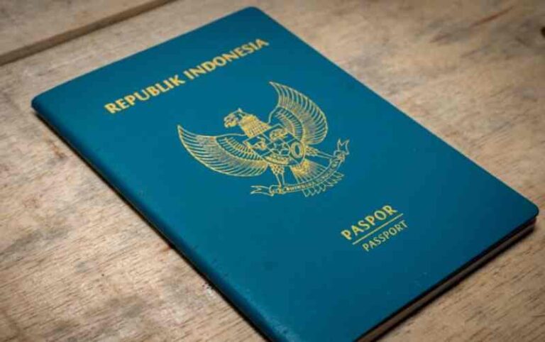 Paspor Baru dengan Masa Berlaku 10 Tahun, Biaya Belum Naik Tapi Ada Syaratnya!