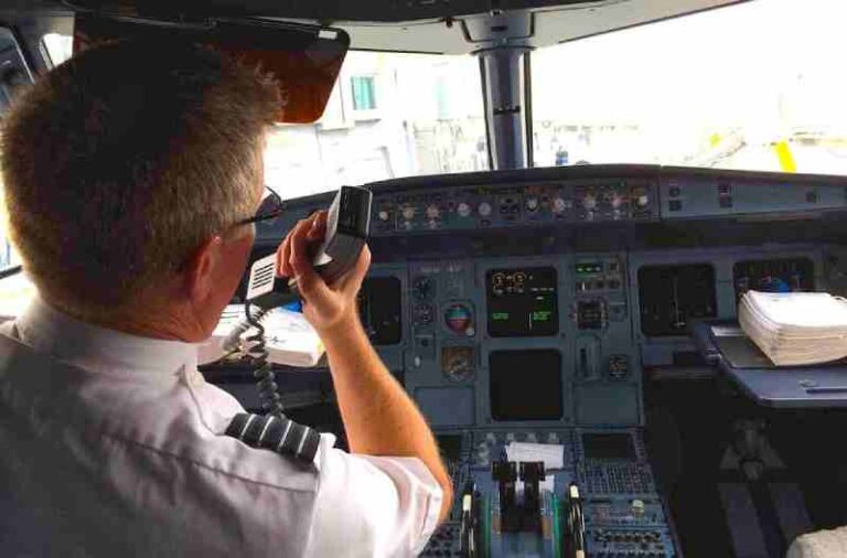 Utamakan Profesionalisme dan Keamanan dalam Penerbangan, Inilah Serba-serbi ‘Pilot Rating’