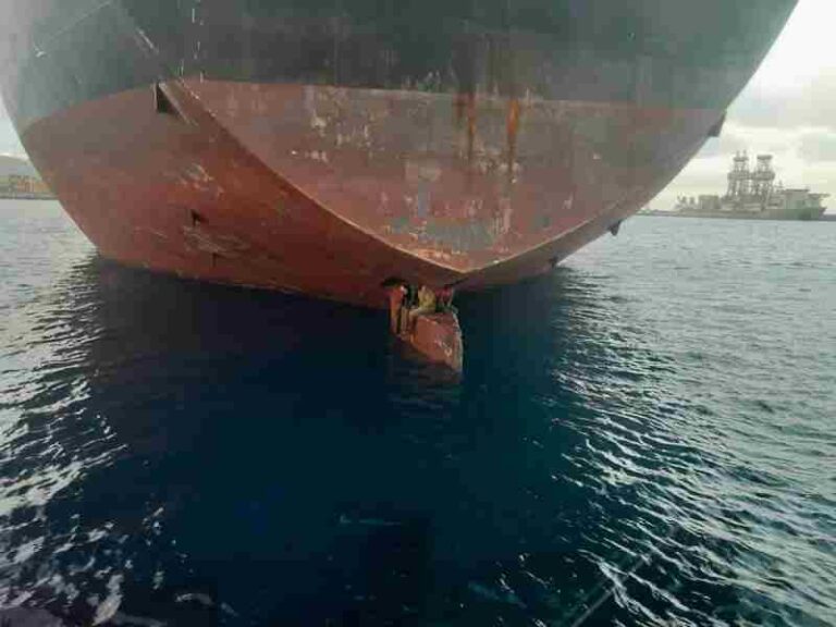 Sembunyi di Bilah Kemudi Kapal Tanker, Tiga Penumpang Gelap Selamat dalam Pelayaran 11 Hari dari Nigeria ke Spanyol