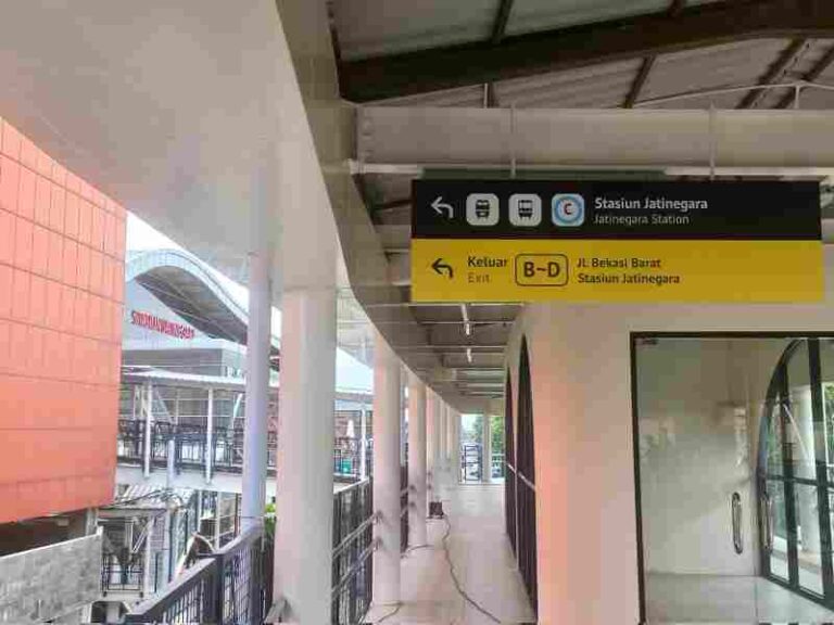 Tuntas Direvitalisasi, 4 Halte Transjakarta yang Terintegrasi KRL dan LRT Jabodebek Mulai Beroperasi