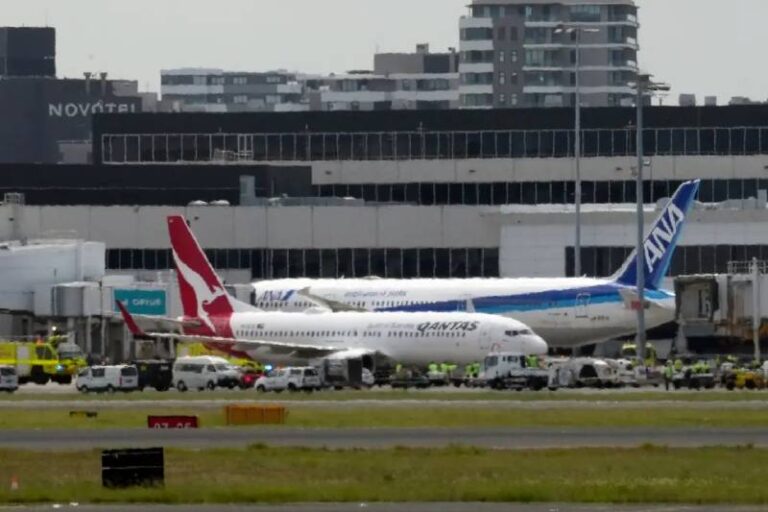 Pesawat Qantas Terbang Dua Jam dan Mendarat dengan Satu Mesin, Bagaimana Bisa? Ini Penjelasannya