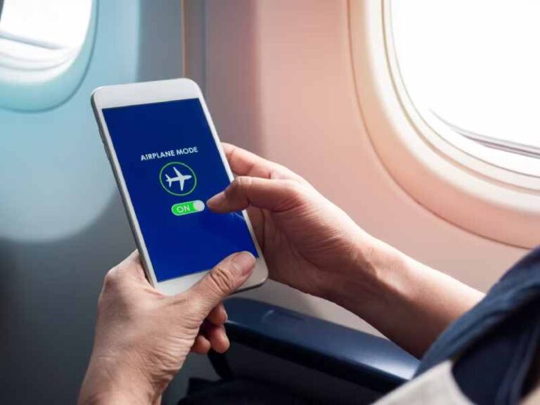 Google Ajukan Paten Fitur Baru pada Smartphone, Mampu Auto On/Off Flight Mode