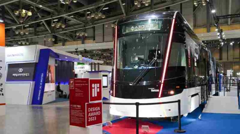 Hyundai Rotem Pamerkan Trem Next Generation Bertenaga Hidrogen di Busan