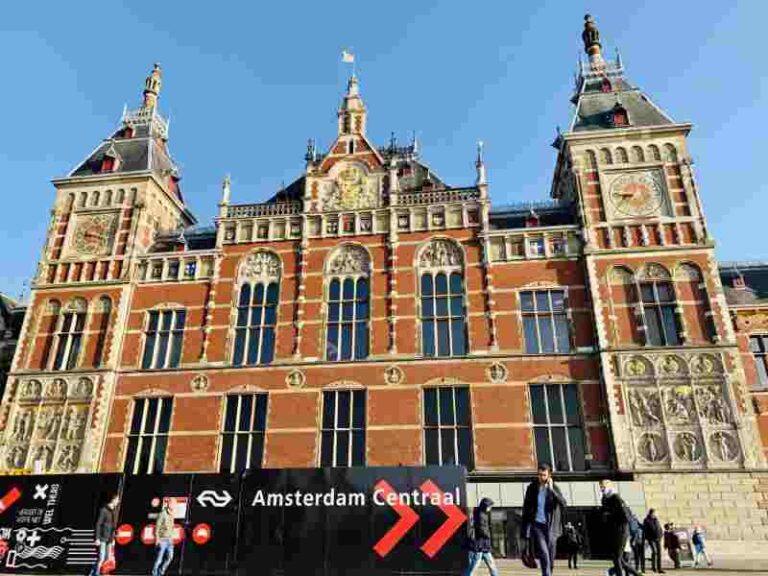 Terapkan 10 Poin, Amsterdam Centraal Jadi Stasiun Kereta Paling Ramah Lingkungan