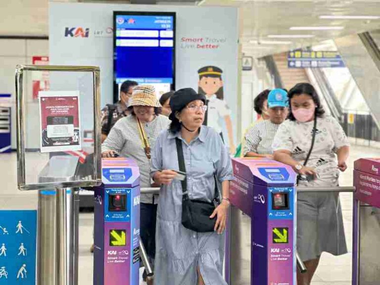 Rekor Baru! Pengguna LRT Jabodebek Tembus 127 Ribu, Jadi Penyelamat Mobilitas Warga Bekas