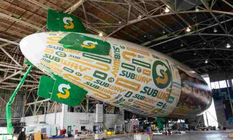 Di Ketinggian 1.000 Kaki, Subway Buka ‘Restoran’ di Atas Balon Udara