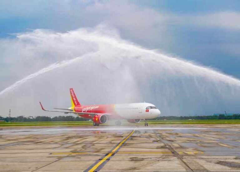 Vietjet Terima Pesawat ke-101 di Ho Chi Minh City, Airbus A321neo