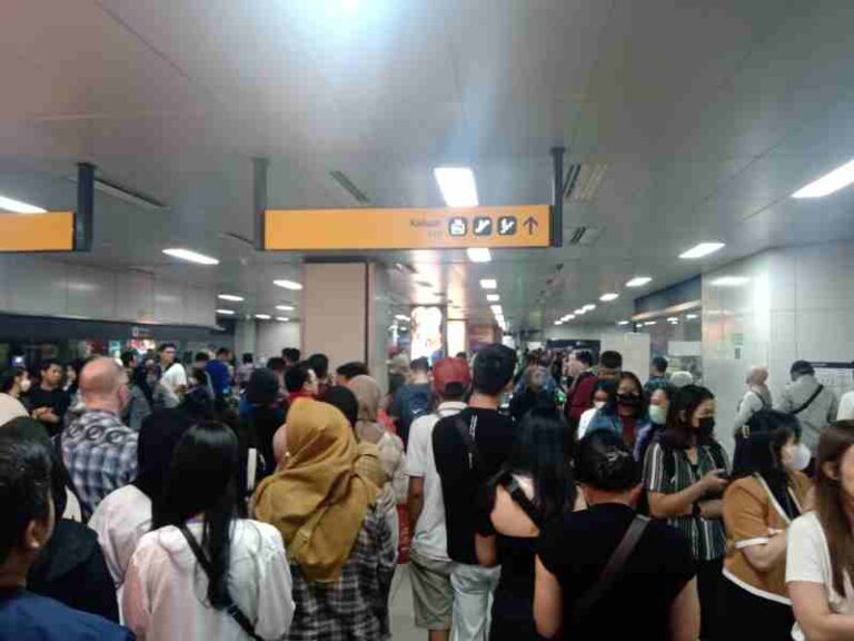 Berkat Coldplay, MRT Jakarta Catat Rekor Penumpang Terbesar dalam Sejarah