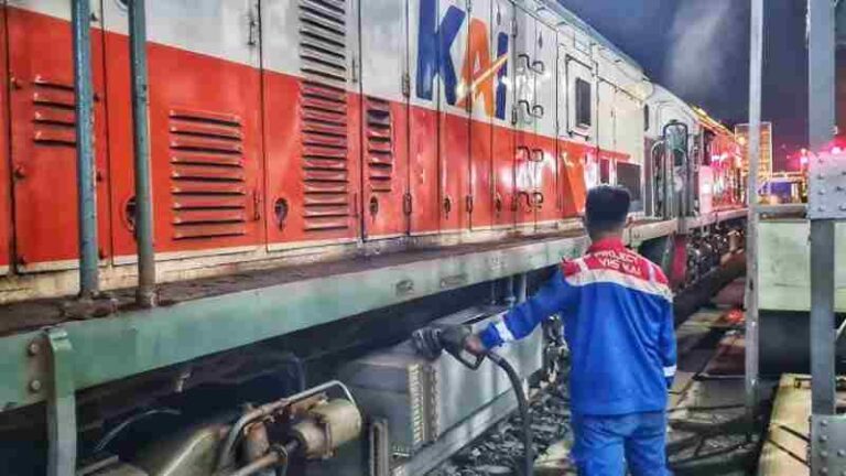 Berapa Banyak Bahan Bakar yang Dibutuhkan Kereta Api untuk Sekali Jalan?