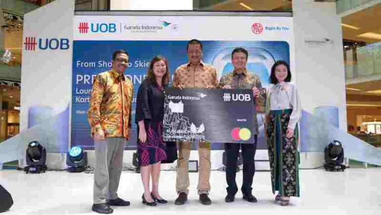 Program Loyalitas, Garuda Indonesia dan UOB Luncurkan “Garuda Indonesia UOB Card”