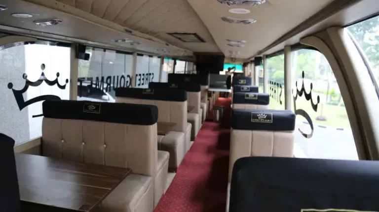 Street Gourmet, Bus Kuliner dan Wisata Sejarah di Bandung