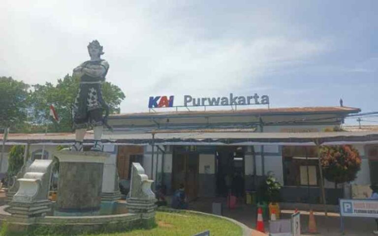 Inilah Destinasi Wisata Murah Dekat dari Stasiun Purwakarta