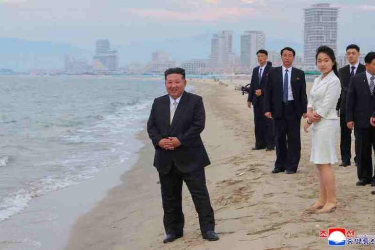 Korea Utara Melarang Wisatawan Asing Memasuki Resor Pantai Setelah Kunjungan Menlu Rusia