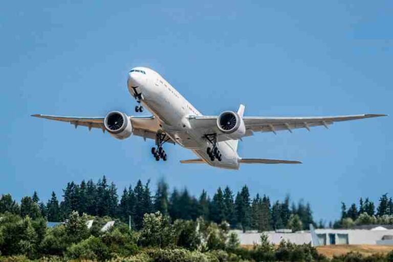 Pesanan Singapore Airlines, Boeing 777-9 Pertama Sukses Lakukan Penerbangan Perdana