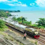 Hunting di Stasiun Plabuan part 2If-Foto 1- KA Sembrani & BarangFoto 2- KA SembraniFoto 3- KA B