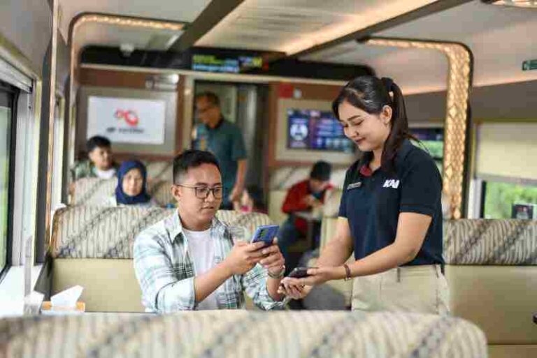 KAI Services Hadirkan Menu Sarapan di KA Pandanwangi, Jember–Ketapang (Banyuwangi)