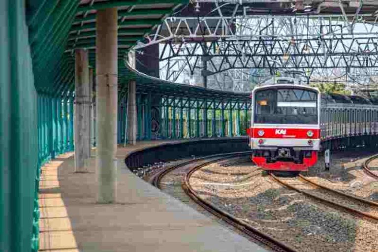 Tinggal Menghitung Hari, Fasilitas di Stasiun JIS Telah Rampung dan Siap Layani Penumpang KRL