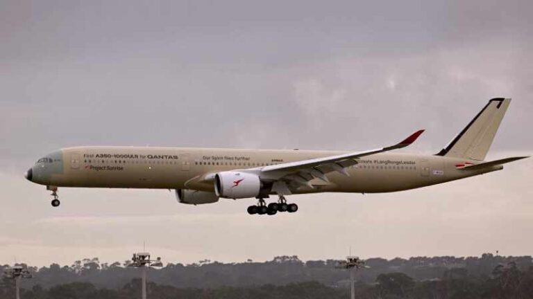 Cetak Rekor Penerbangan Perdana, Airbus A350-1000ULR Mendarat di Melbourne Usai Tempuh 17.000 KM dari Perancis