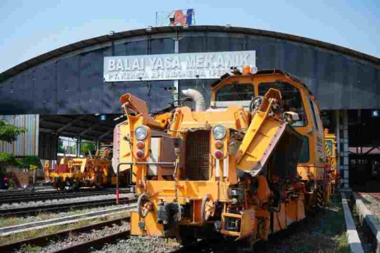 Ini Dia Peran Penting Perawatan Kereta di Balai Yasa Mekanik Cirebon Prujakan