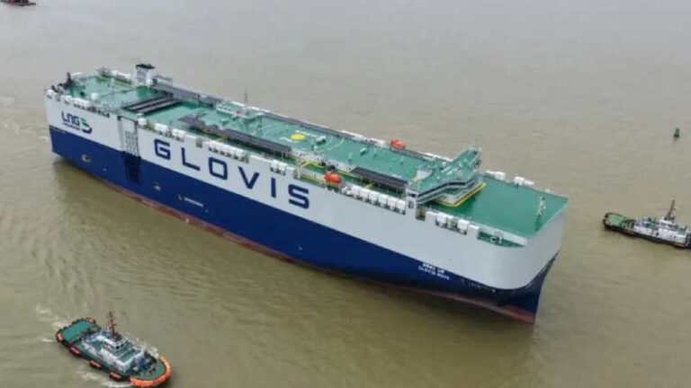 Garasi Terapung Terbesar di Dunia: Cina Serahkan Kapal Pengangkut 10.800 Mobil