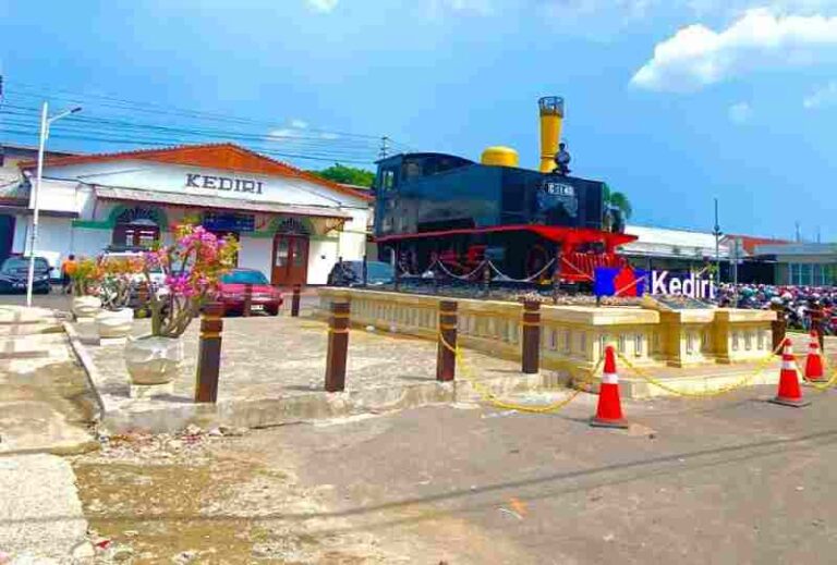Inilah Daftar Lokasi Wisata Menarik Dekat Stasiun Kediri yang Patut Dikunjungi, Ada yang Gratis!