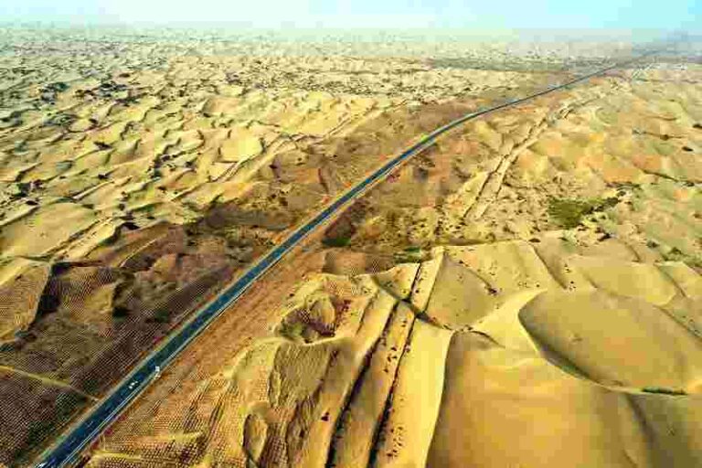 Menembus 4.800 Km: Melihat Lebih Dekat Mahakarya Jalan Tol Raksasa Cina Pesisir Hingga Gurun Gobi