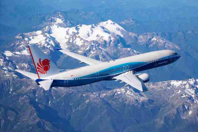 20 Tahun Silam: Ketika Lion Air Resmi Jadi Launch Customer Boeing 737-900ER