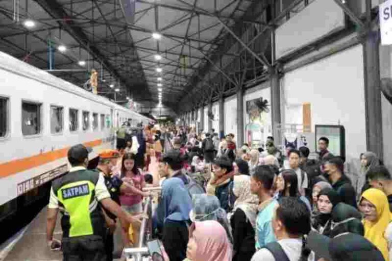 Beberapa Stasiun di Indonesia ini Menjadi yang Tersibuk di Semester I Tahun 2026, Ini Datanya