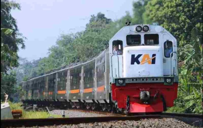 Menelusuri Kisah Dibalik Nama Kereta Api yang Diilhami dari Raja dan Tokoh Sejarah Indonesia