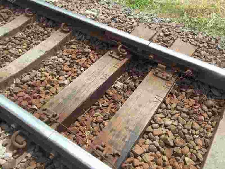 Kurangi Limbah Berbahaya, SNCF Terapkan Strategi Jangka Panjang Daur Ulang Bantalan Rel Kereta Api